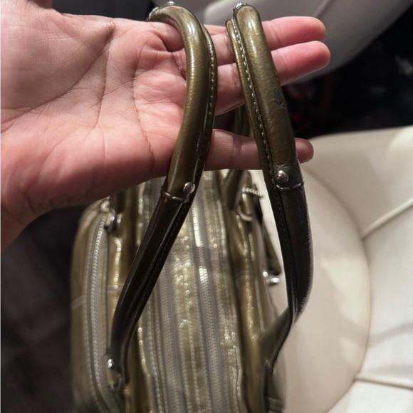 Coach Peyton Legacy - Picture 3 of 12